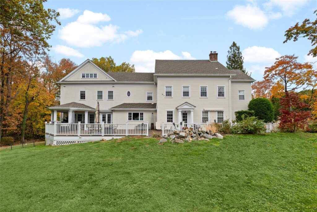 723 Boston Post Road, Rye, NY 10580 - Photo 29 of 50