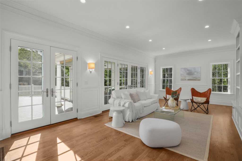 723 Boston Post Road, Rye, NY 10580 - Photo 9 of 50