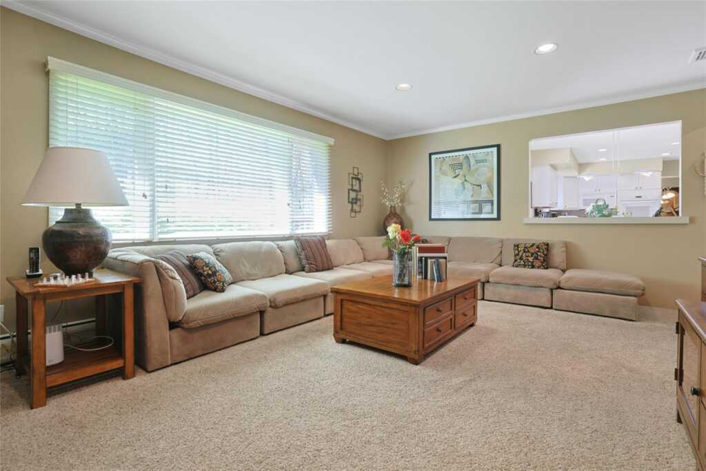 8 Tioga Court, New City, NY 10956 - Photo 14 of 37
