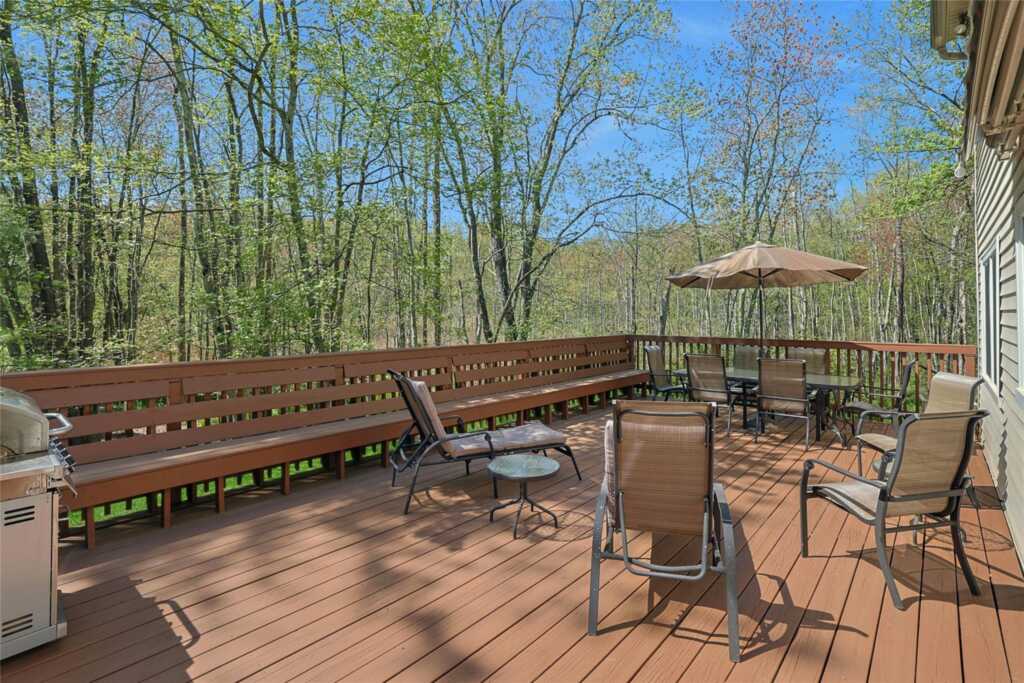 8 Tioga Court, New City, NY 10956 - Photo 26 of 37