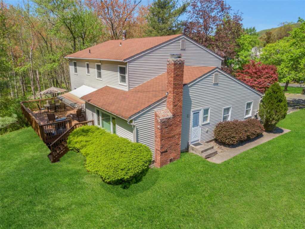 8 Tioga Court, New City, NY 10956 - Photo 31 of 37