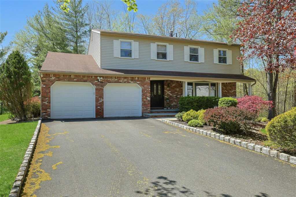 8 Tioga Court, New City, NY 10956 - Photo 33 of 37