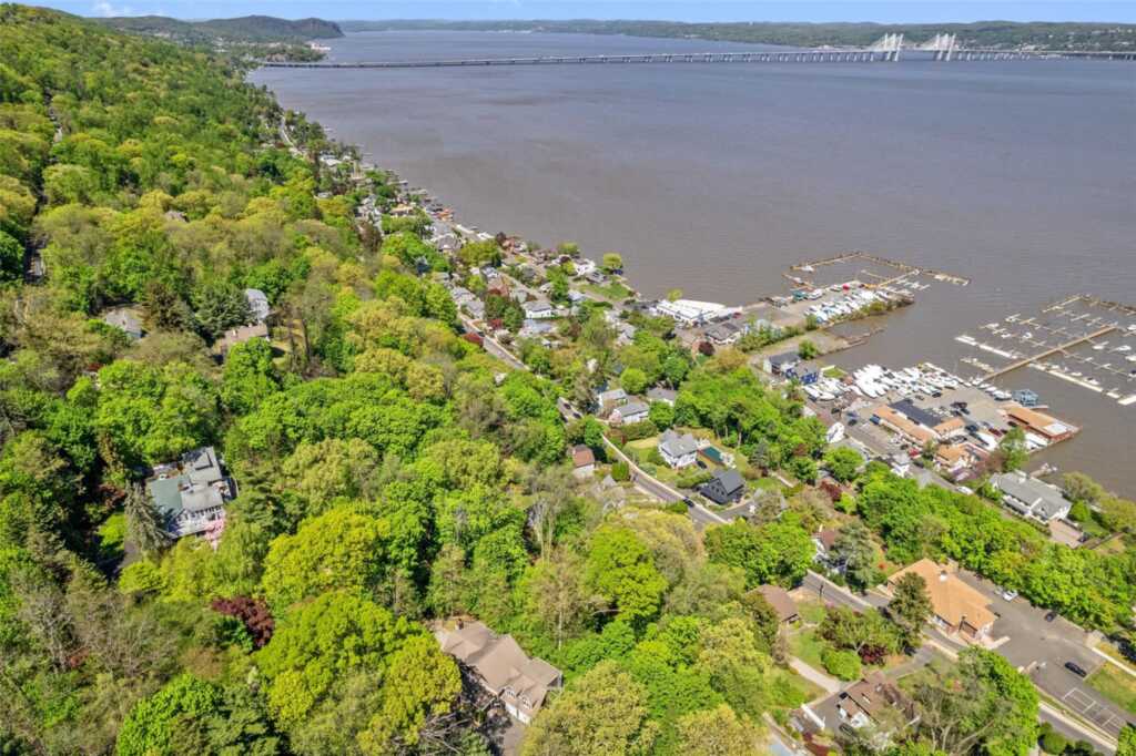 50 Franklin Street, Piermont, NY 10968 - Photo 3 of 41