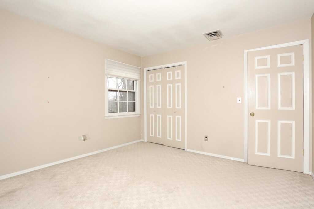16 Lancaster Drive, Suffern, NY 10901 - Photo 26 of 41