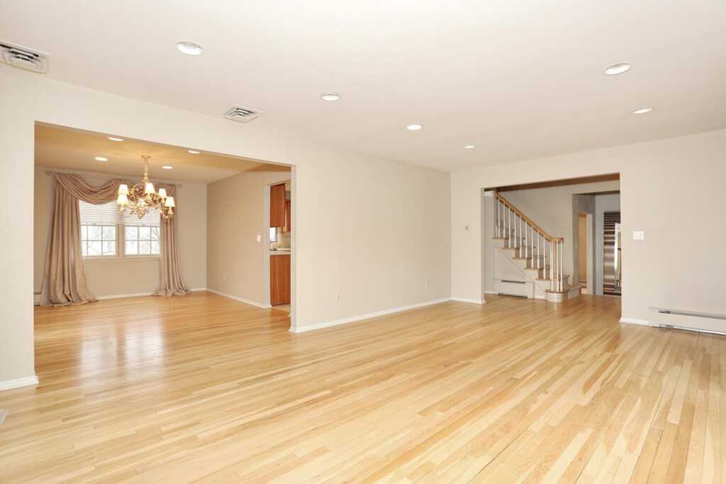 16 Lancaster Drive, Suffern, NY 10901 - Photo 6 of 41