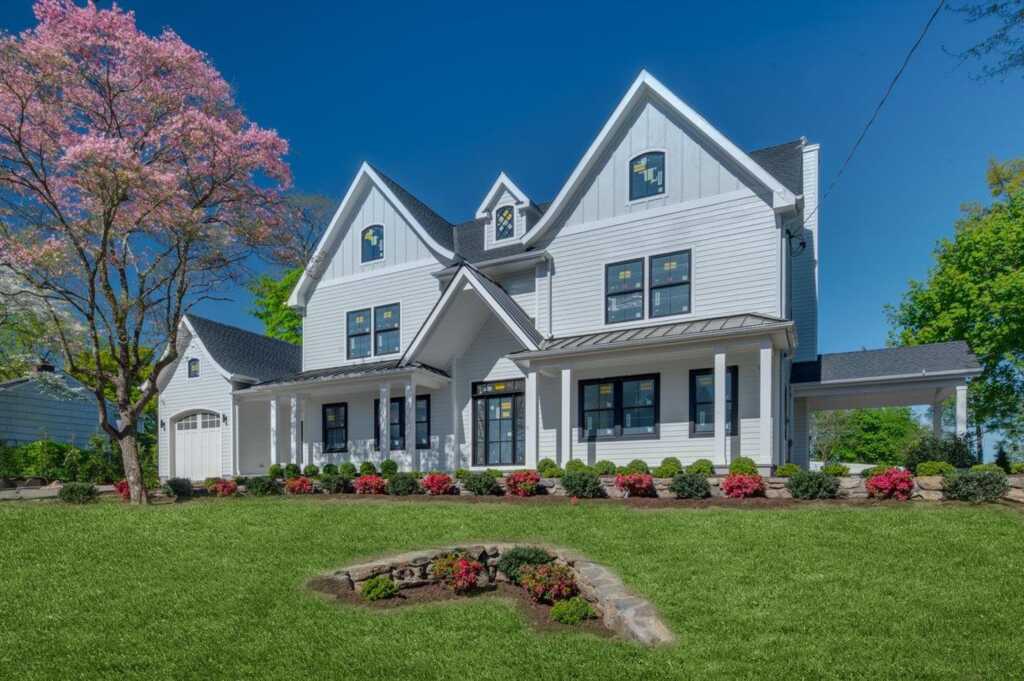 12 Fairway Avenue, Rye, NY 10580