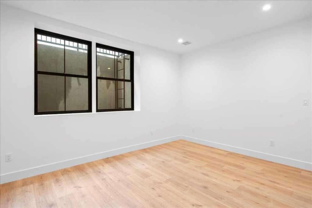 12 Fairway Avenue, Rye, NY 10580 - Photo 40 of 49
