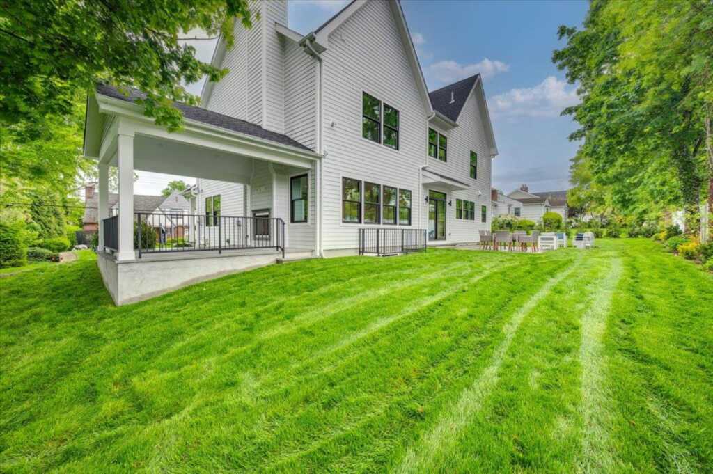 12 Fairway Avenue, Rye, NY 10580 - Photo 45 of 49