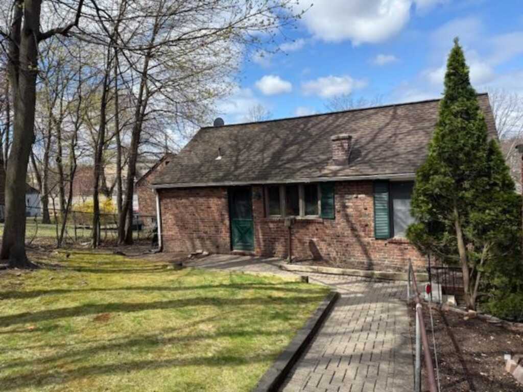 49 Congers Road, Unit #9, New City, NY 10956
