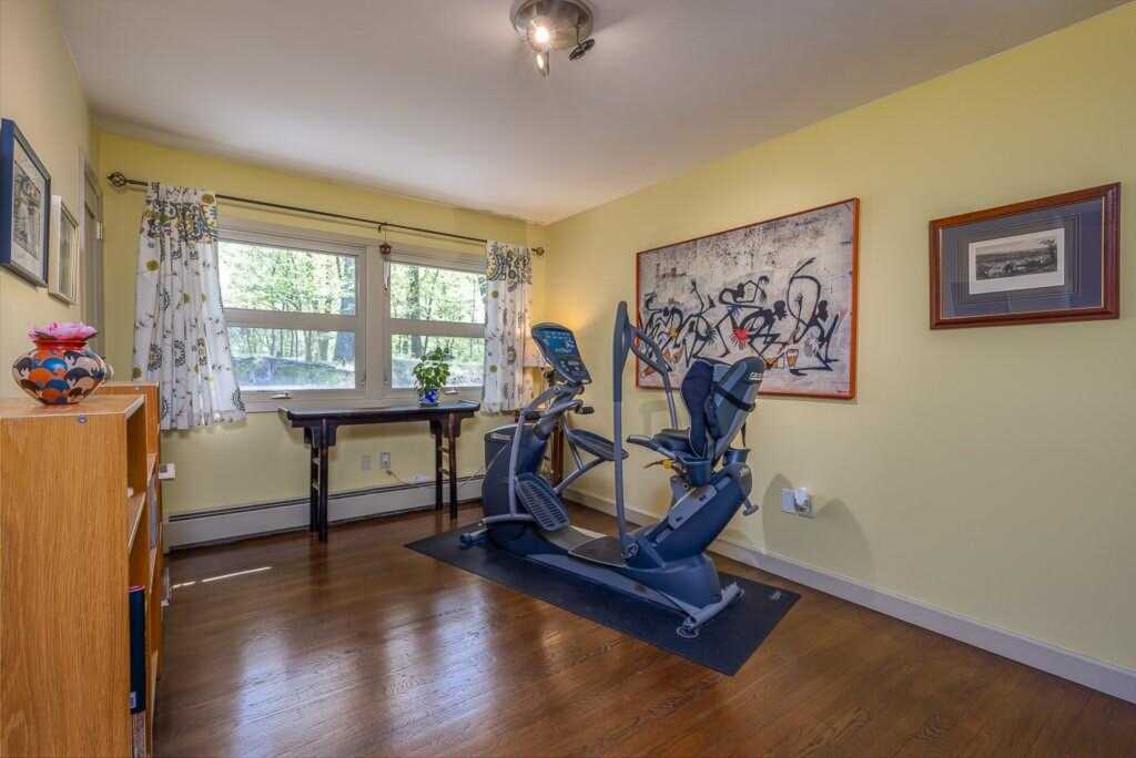 4 Steinway Court, Suffern, NY 10901 - Photo 27 of 34