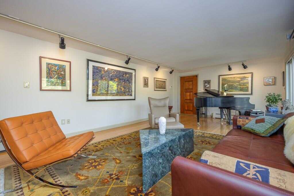 4 Steinway Court, Suffern, NY 10901 - Photo 30 of 34