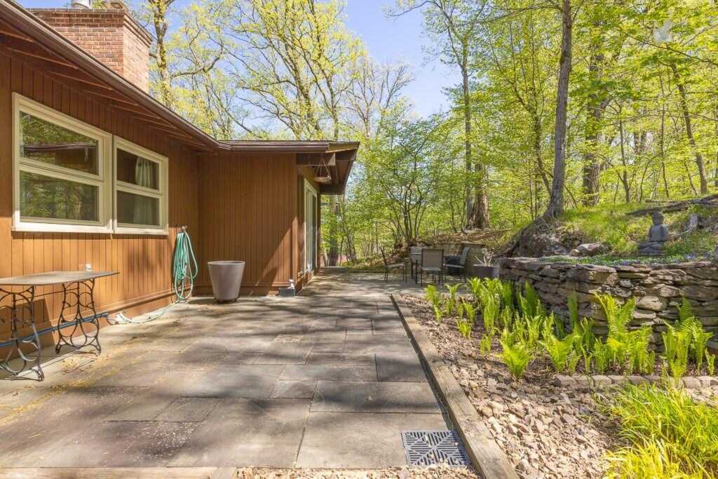 4 Steinway Court, Suffern, NY 10901 - Photo 8 of 34