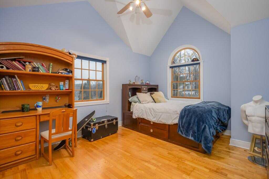 332 Middletown Road, Pearl River, NY 10965 - Photo 20 of 40