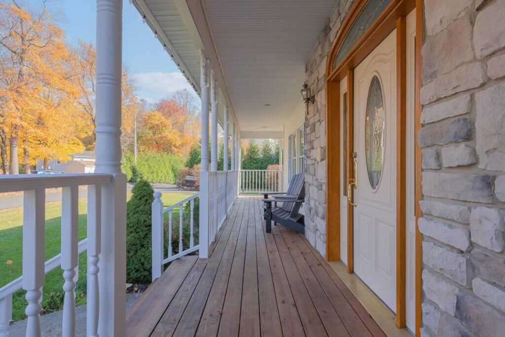 332 Middletown Road, Pearl River, NY 10965 - Photo 3 of 40