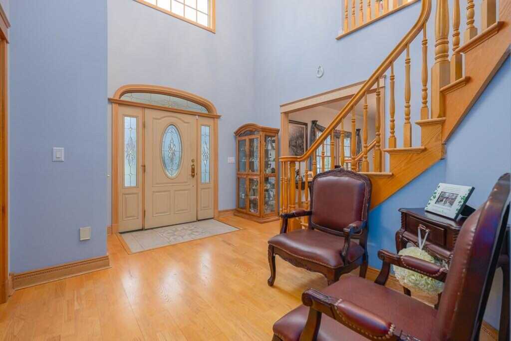 332 Middletown Road, Pearl River, NY 10965 - Photo 5 of 40