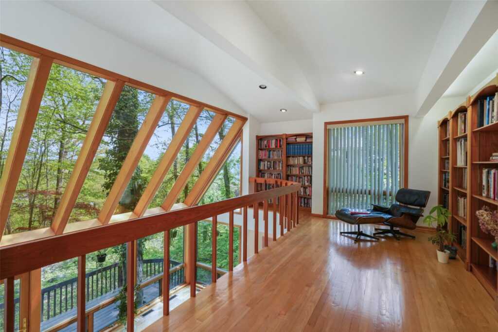 159 Tweed Boulevard, Nyack, NY 10960 - Photo 11 of 34