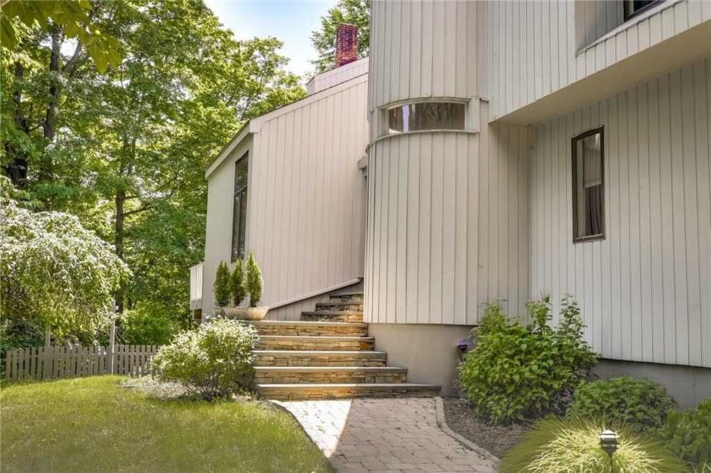 67 Tranquility Road, Suffern, NY 10901 - Photo 2 of 34