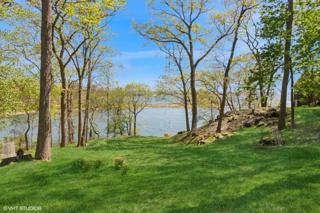 7 Trails End, Rye, NY 10580 - Photo 29 of 35
