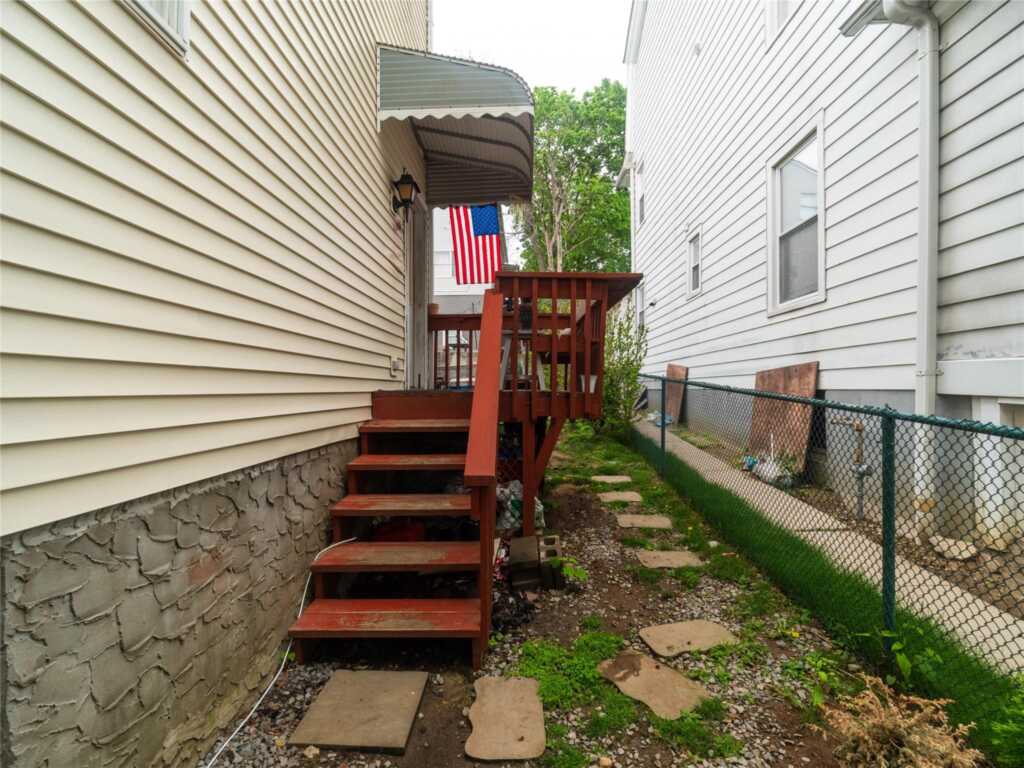 28 Soundview Street, Rye, NY 10573 - Photo 27 of 29