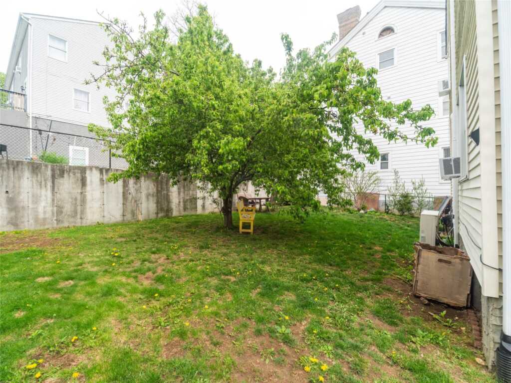 28 Soundview Street, Rye, NY 10573 - Photo 4 of 29