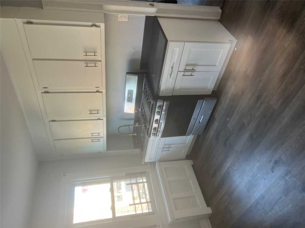 311 Union Avenue, Unit #APT 3F, New Rochelle, NY 10801 - Photo 7 of 9