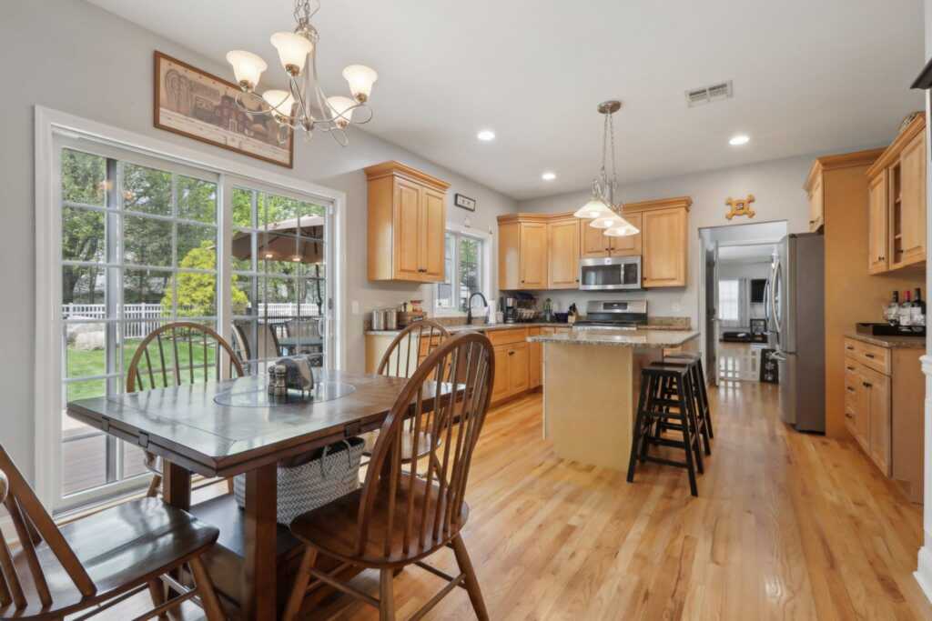 27 Lindbergh Lane, New City, NY 10956 - Photo 9 of 48