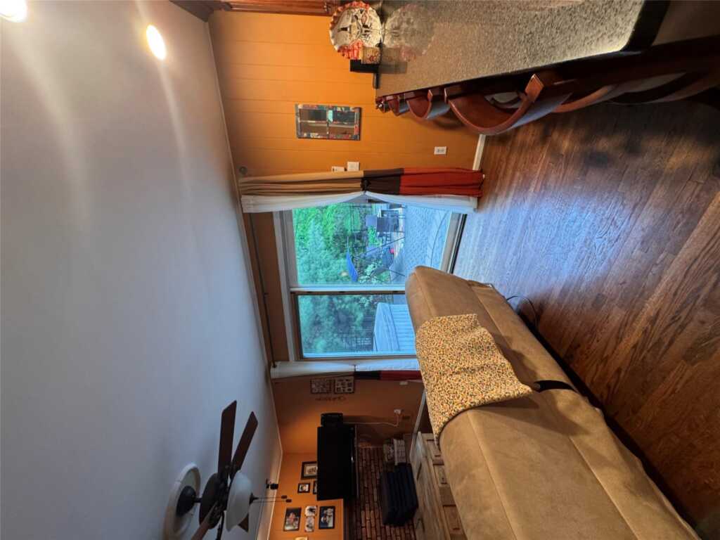 8 Rolling Way, New City, NY 10956 - Photo 10 of 41