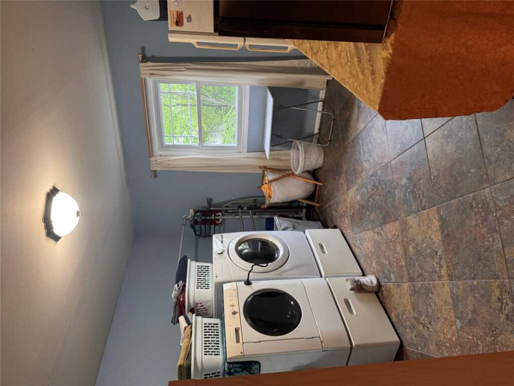 8 Rolling Way, New City, NY 10956 - Photo 18 of 41