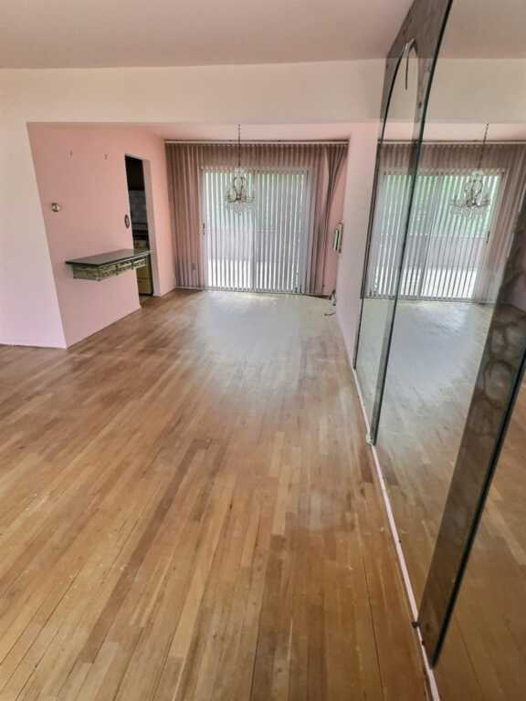 176 Quaspeck Boulevard, Valley Cottage, NY 10989 - Photo 3 of 11