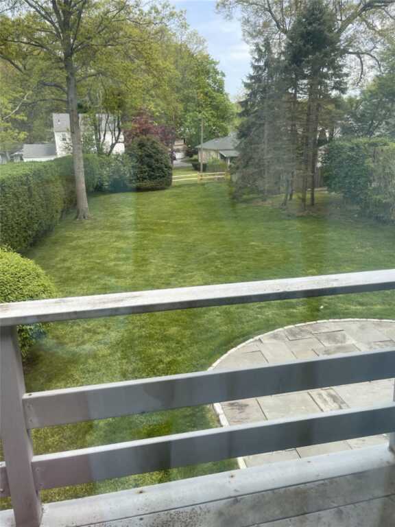 190 Albemarle Road, White Plains, NY 10605 - Photo 12 of 44