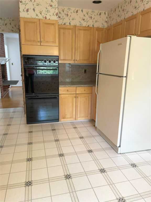 190 Albemarle Road, White Plains, NY 10605 - Photo 16 of 44