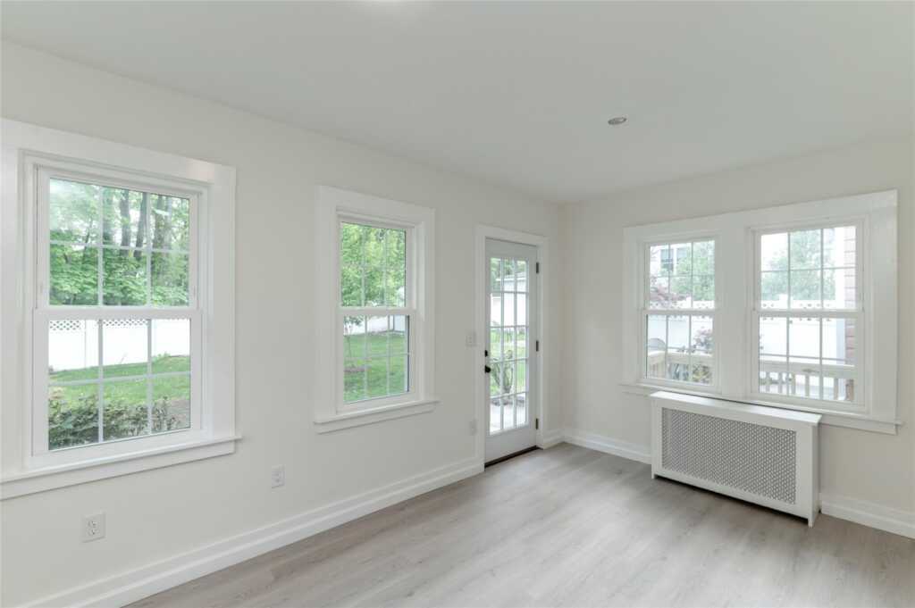 119 Castle Heights Avenue, Nyack, NY 10960 - Photo 18 of 40