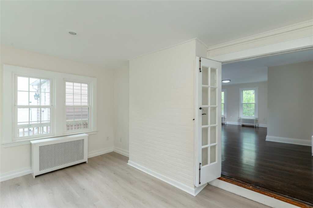 119 Castle Heights Avenue, Nyack, NY 10960 - Photo 19 of 40
