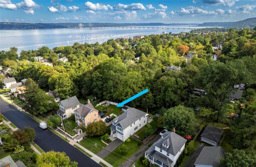 119 Castle Heights Avenue, Nyack, NY 10960 - Photo 35 of 40