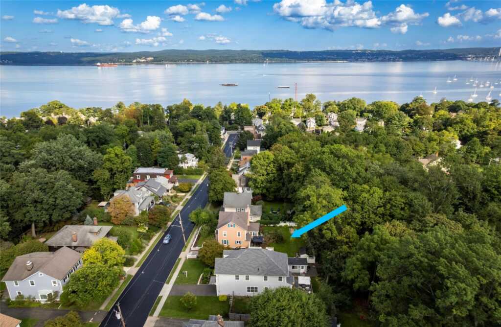 119 Castle Heights Avenue, Nyack, NY 10960 - Photo 36 of 40