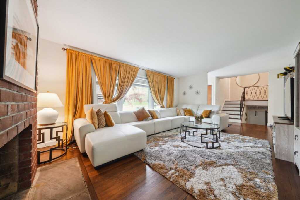 1015 Mamaroneck Avenue, White Plains, NY 10605 - Photo 4 of 29