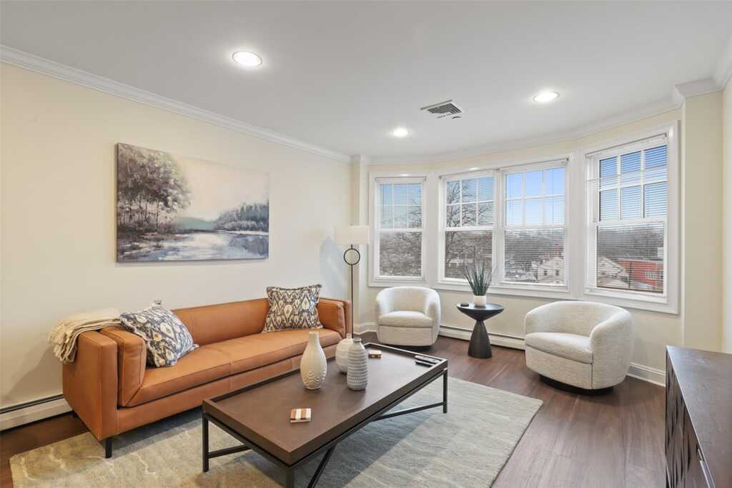 10 School Street, Unit #2F, Rye, NY 10580 - Photo 3 of 6