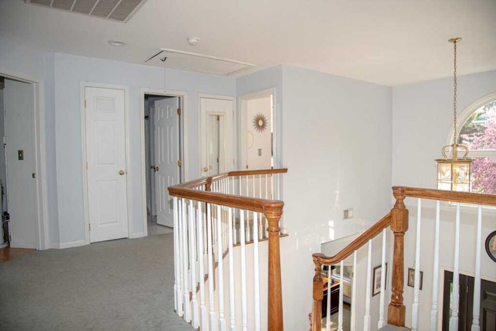 50 Noyes Street, Pearl River, NY 10965 - Photo 18 of 37