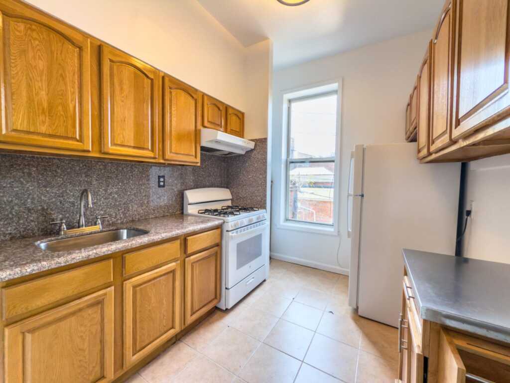 10 North Broadway Avenue, Unit #101, Nyack, NY 10960 - Photo 10 of 23