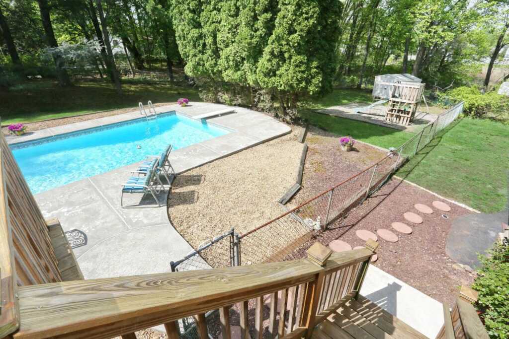 6 Crescent Court, New City, NY 10956 - Photo 29 of 37