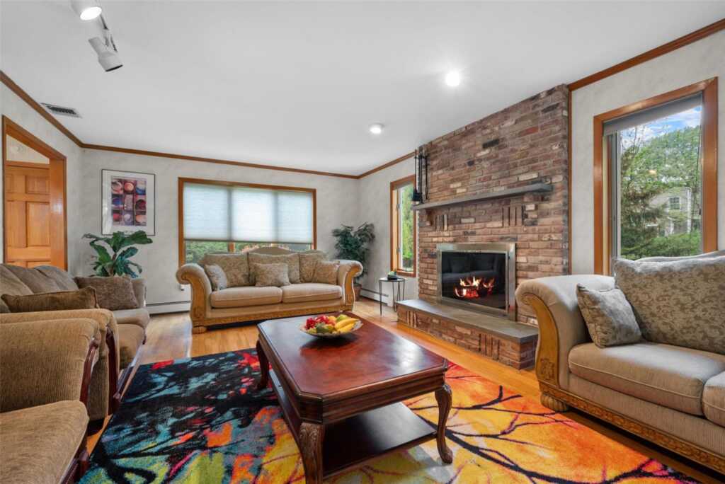 1 Blue Sky Drive, Suffern, NY 10901 - Photo 7 of 50