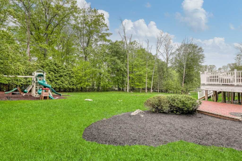 25 Hidden Valley Drive, Suffern, NY 10901 - Photo 30 of 33