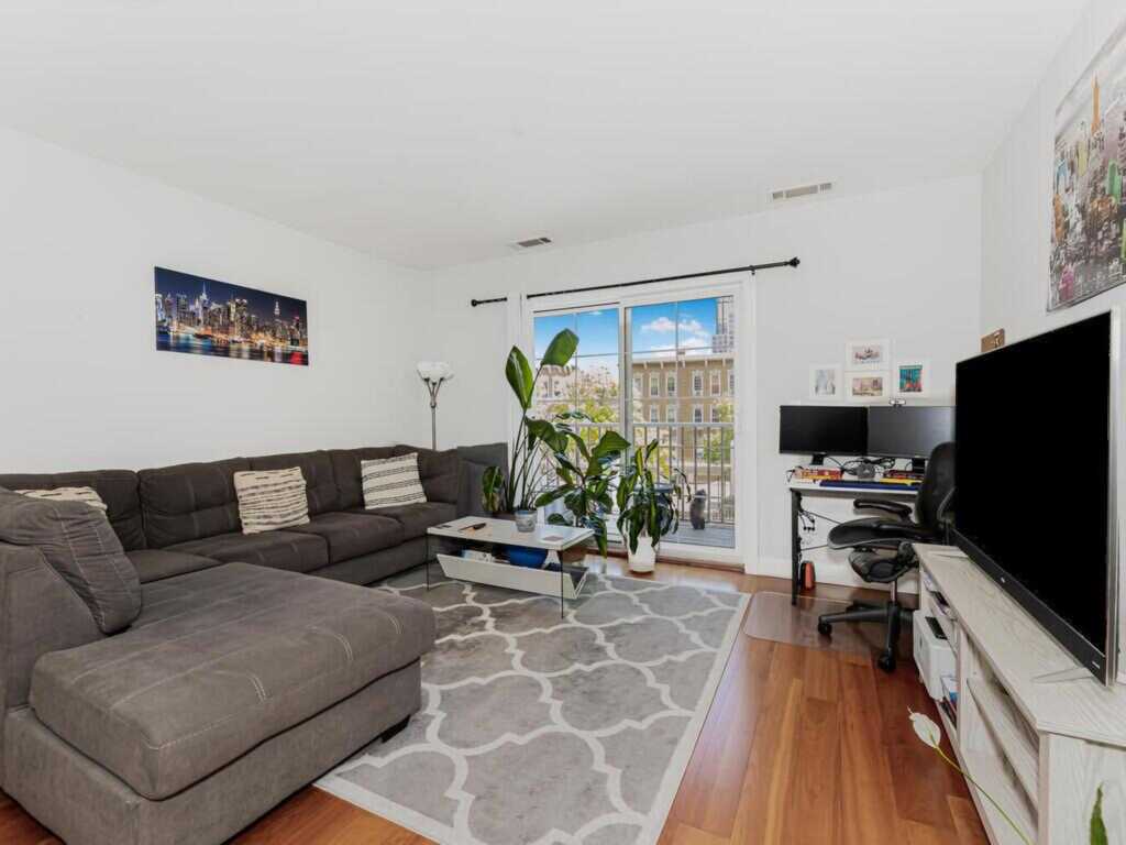 543 Main Street, Unit #313, New Rochelle, NY 10801 - Photo 5 of 19