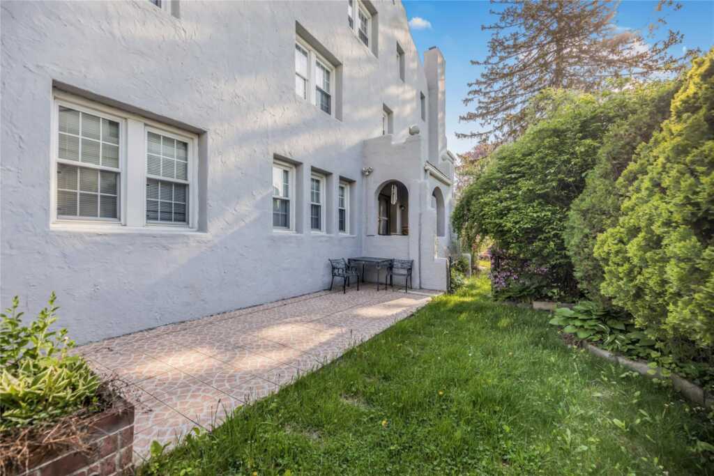 158 Old Mamaroneck Road, White Plains, NY 10605 - Photo 24 of 24