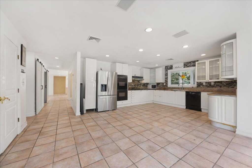587 Route 306, Suffern, NY 10901 - Photo 18 of 49