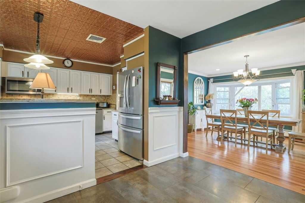 182 Magnolia Street, Pearl River, NY 10965 - Photo 10 of 42
