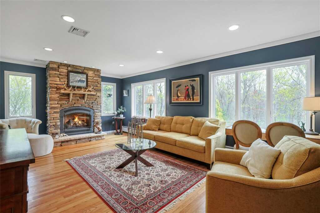182 Magnolia Street, Pearl River, NY 10965 - Photo 17 of 42