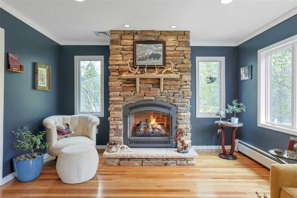 182 Magnolia Street, Pearl River, NY 10965 - Photo 18 of 42