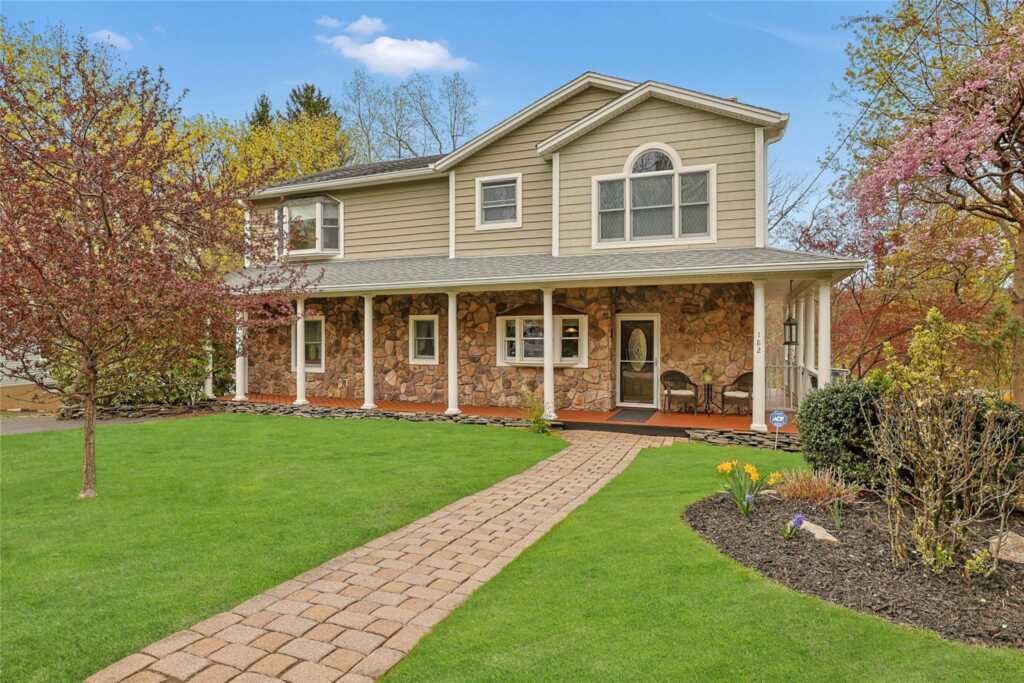 182 Magnolia Street, Pearl River, NY 10965 - Photo 2 of 42