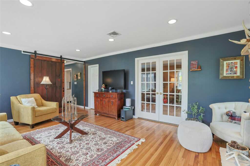 182 Magnolia Street, Pearl River, NY 10965 - Photo 20 of 42